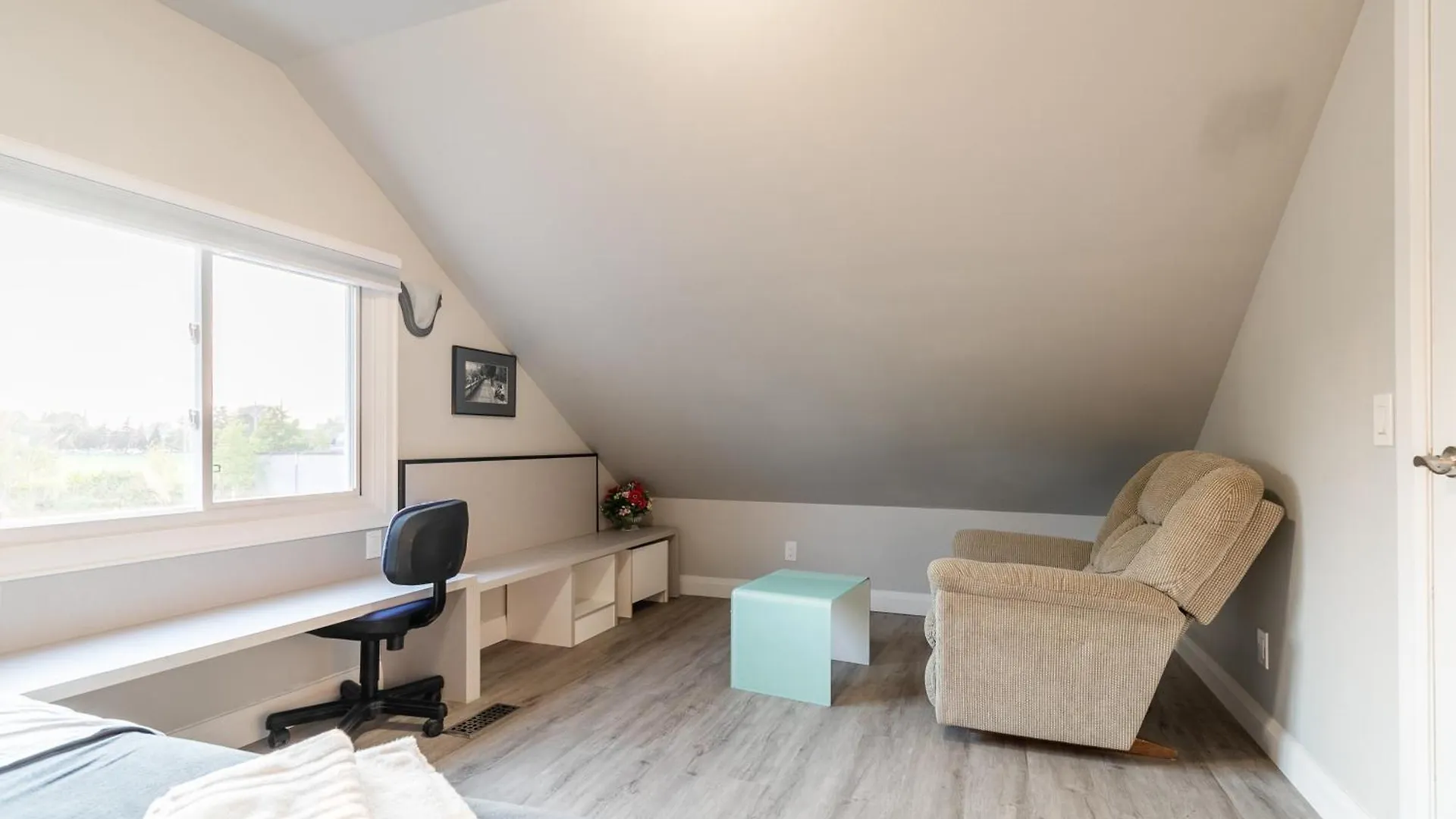 Villa Beautiful Renovated Home 3 Mins Drive To Fall Niagara Falls